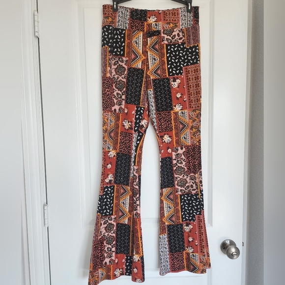 No Boundaries Pants - No Boundaries womens multi-color flair leggings size 15-17